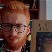 Estudiante de tercer año de la carrera de matemáticas con experiencia dando clases a alumnos de secundaria bachiller y universidad